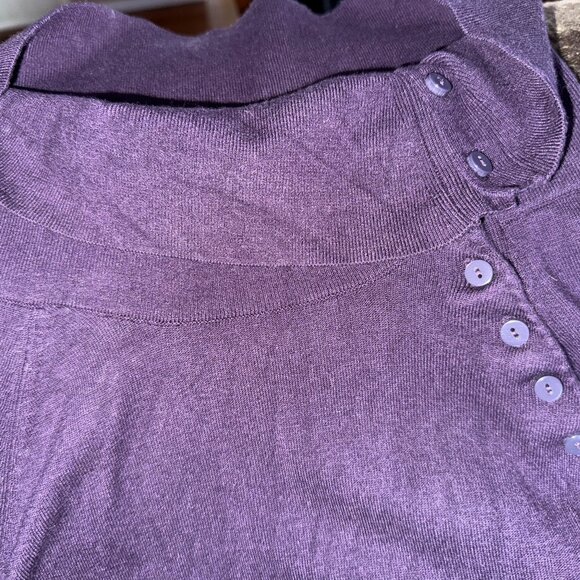 Le Chateau Purple Sweater - Picture 2 of 3